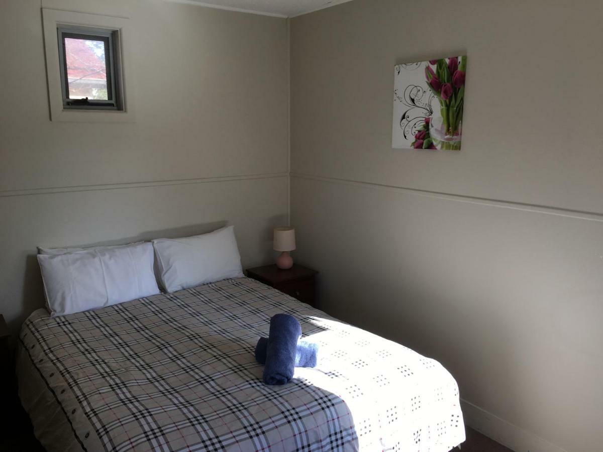 Kickback Cottages Lakes Entrance Exterior photo