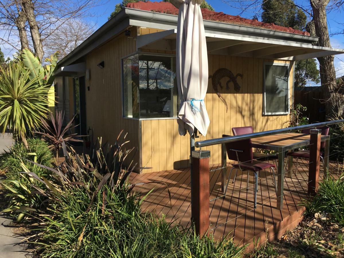 Kickback Cottages Lakes Entrance Exterior photo